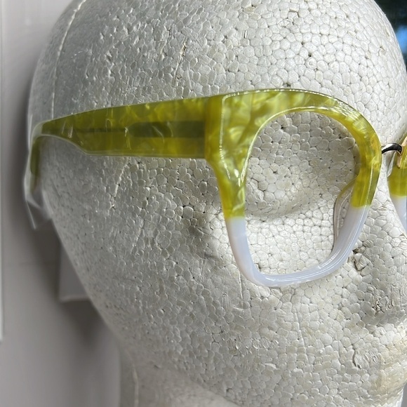 Zeelool Two Tone Green and White Large Ophthalmic Frame. - Picture 2 of 8